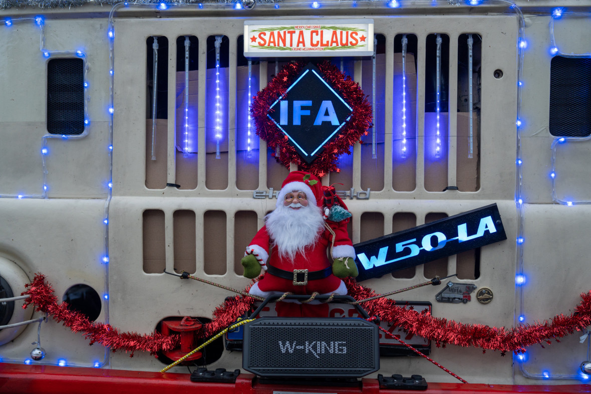 IFA LKW W50 - Weihnachtstruck