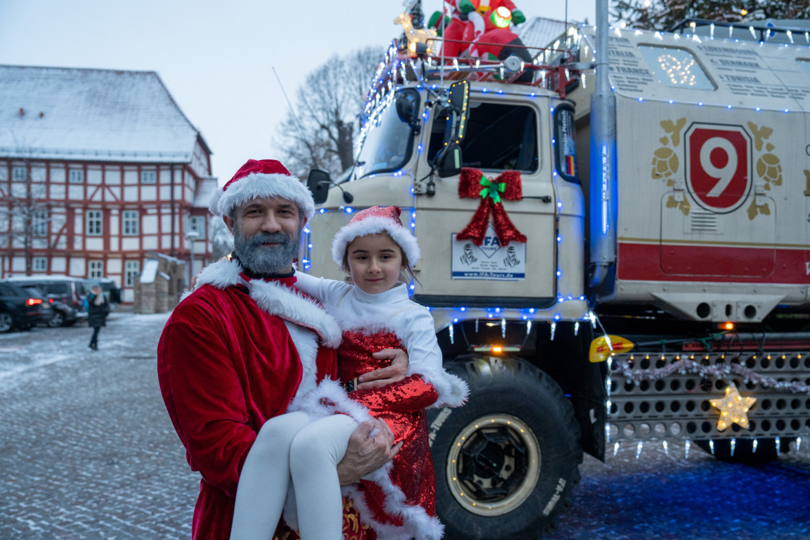 IFA LKW W50 - Weihnachtstruck