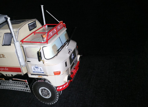 IFA LKW W50 LA/A/C "Expedition" 4x4 gebaut aus Papier in 1:18