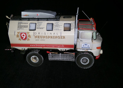 IFA LKW W50 LA/A/C "Expedition" 4x4 gebaut aus Papier in 1:18