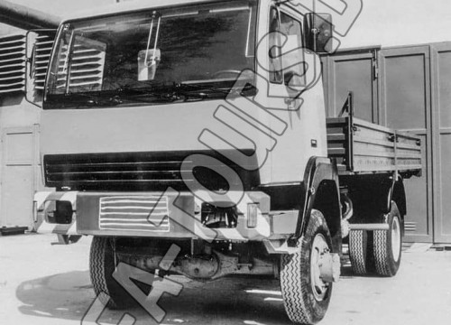 IFA LKW L60 mit Steyr Fahrerkabine