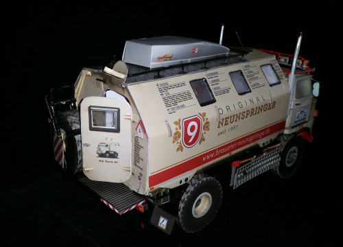 IFA LKW W50 LA/A/C "Expedition" 4x4 gebaut aus Papier in 1:18