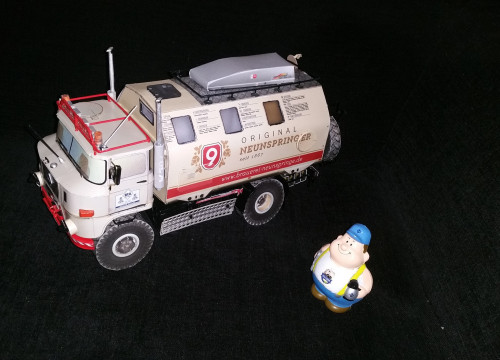 IFA LKW W50 LA/A/C "Expedition" 4x4 gebaut aus Papier in 1:18