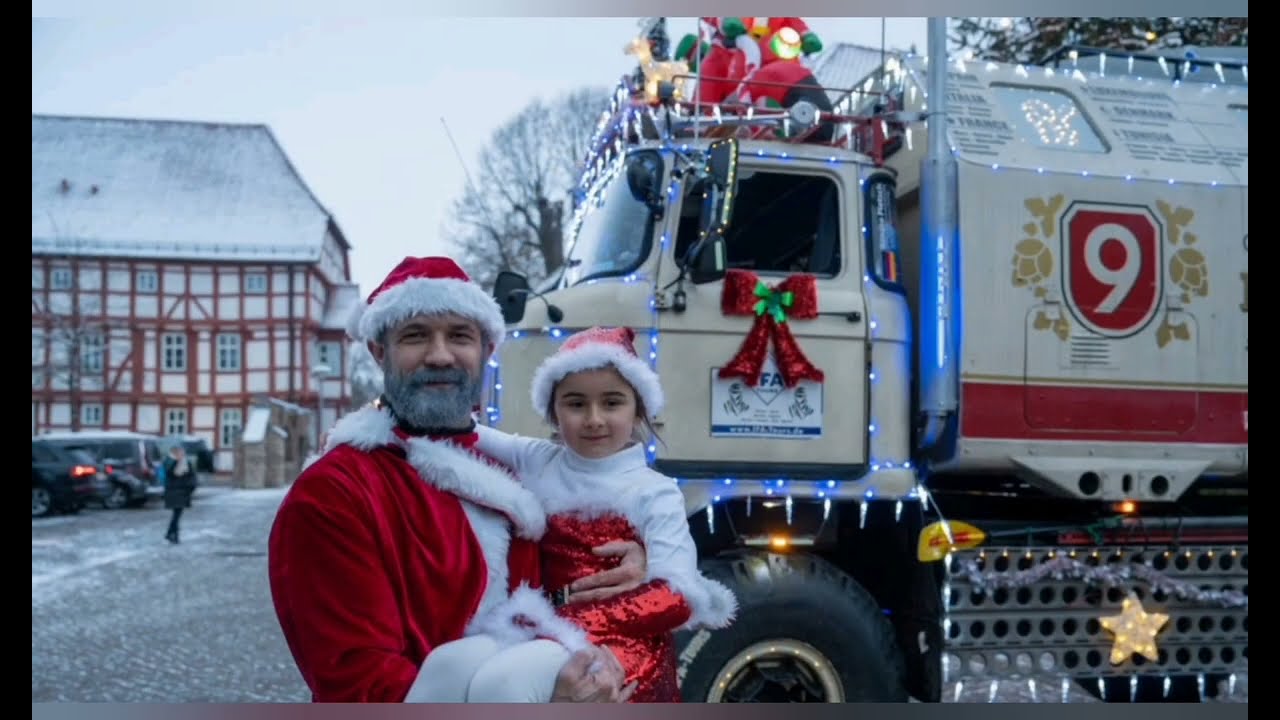 Der Weihnachtsmann der fährt 'nen großen Truck